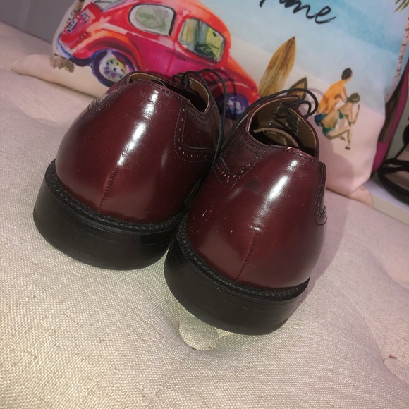 Bostonian Classics GenuineLeather Wingtip Oxfords main image 4